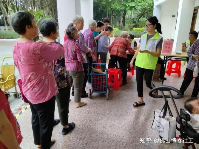 东二社区健康体检咨询活动